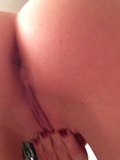 Jenny Mcarthy nude 0