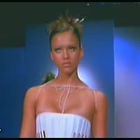 Jessica Alba and her almost nude scenes from Paranoid