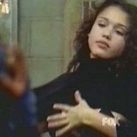 Jessica Alba showing her bra in Honey