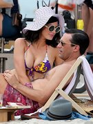 Jessica Pare nude 0