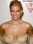 Jessica Simpson nude 127