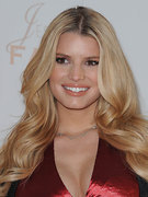Jessica Simpson nude 321