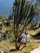 Julia van Os nude 11