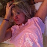Kaley Cuoco Topless