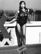 Karishma Kapoor nude 11