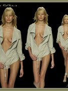 Karolina Kurkova nude 5
