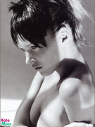 Kate Moss nude 225