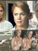 Kathleen Turner nude 46