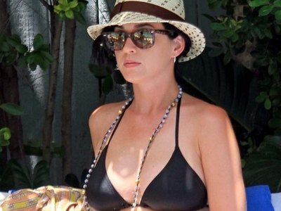 Lazy weekend with Katy Perry