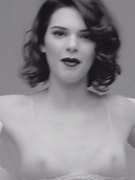 Kendall Jenner nude 28