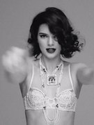 Kendall Jenner nude 34