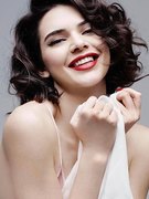 Kendall Jenner nude 46