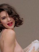 Kendall Jenner nude 60