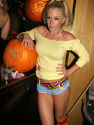 Kendra Wilkinson nude 31