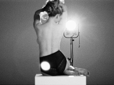 Kirsten Dunst topless