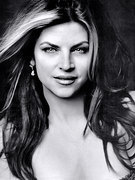 Kirstie Alley nude 9