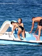 Kourtney Kardashian nude 32