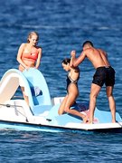 Kourtney Kardashian nude 39