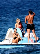 Kourtney Kardashian nude 49