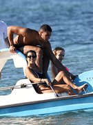 Kourtney Kardashian nude 60