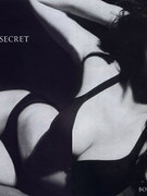 Laetitia Casta nude 82