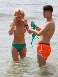 Lauren Harries