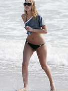 Leighton Meester nude 167