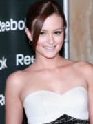 Leighton Meester nude 31