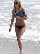 Leighton Meester nude 75