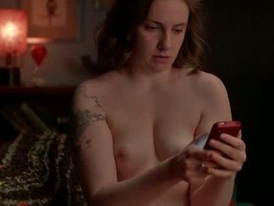 Lena Dunham makes love in Girls