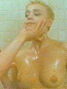 Leslie Ash nude 8