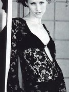 Leslie Mann nude 0