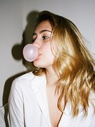 Lia Marie Johnson nude 9