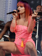 Lily Allen nude 4