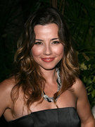 Linda Cardellini nude 10