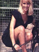 Linda De-Mol nude 5