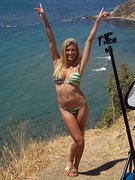 Lindsay Clubine nude 3