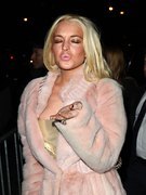 Lindsay Lohan nude 385