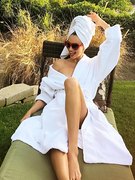 Ludi Delfino nude 12