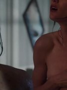 Mackenzie Davis nude 9