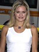 Maggie Lawson nude 12