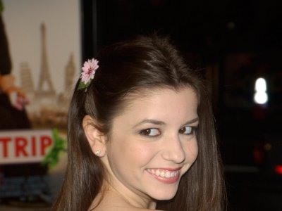 Masiela Lusha Pictures