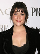 Melanie Lynskey nude 5