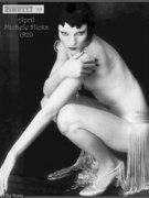 Michelle Hicks nude 11