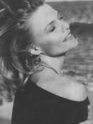 Michelle Pfeiffer nude 26
