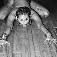 Miley Cyrus Licking