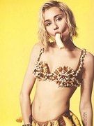 Miley Cyrus nude 7