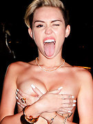 Miley Cyrus nude 12