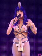 Miley Cyrus nude 36