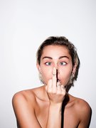 Miley Cyrus nude 6